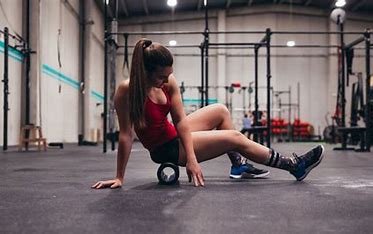 Foam Rolling Benefits for Muscle Recovery